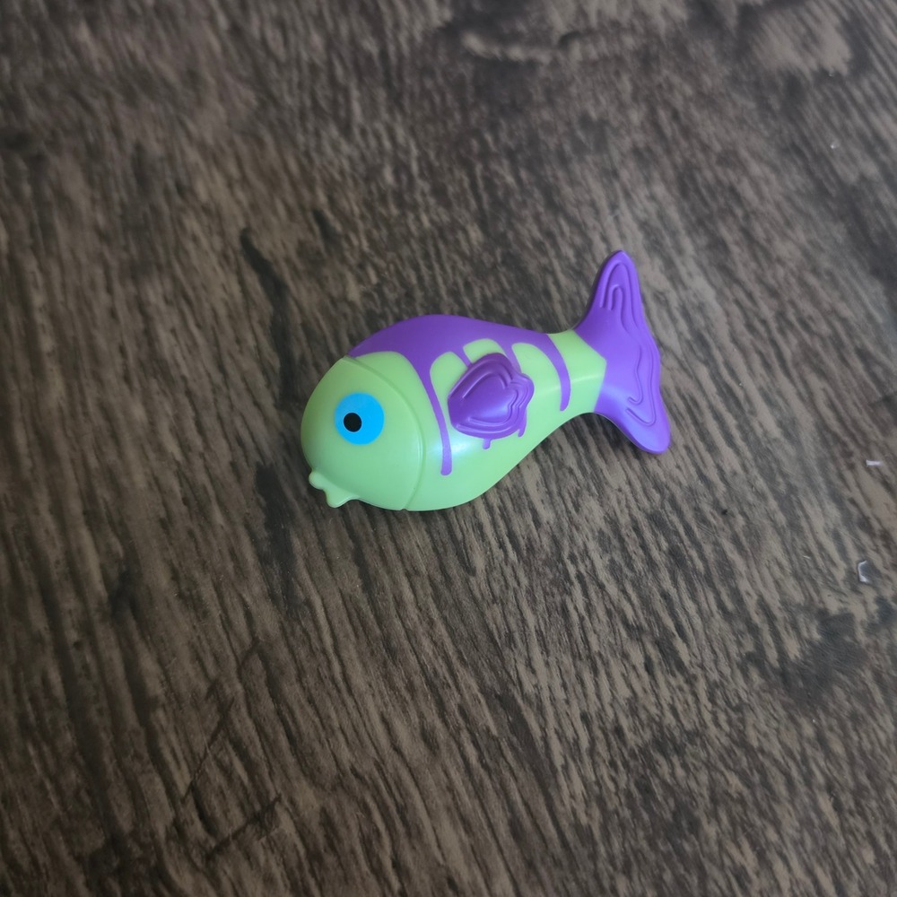 AMERICAN GIRL Magnetic Fish Toy Kids Green Purple‎ Tuxedo Cat Accessory